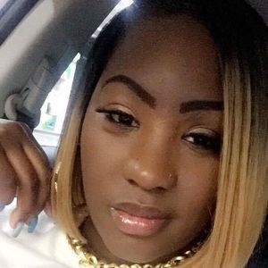 Meet your Posher, Lagretta